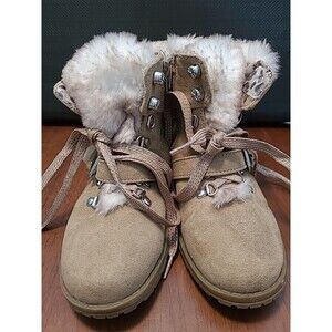JUSTICE HIGHTOP BOOTS SIZE 2 Kids BEIGE SUPER SOFT FAUX FUR TRIM.